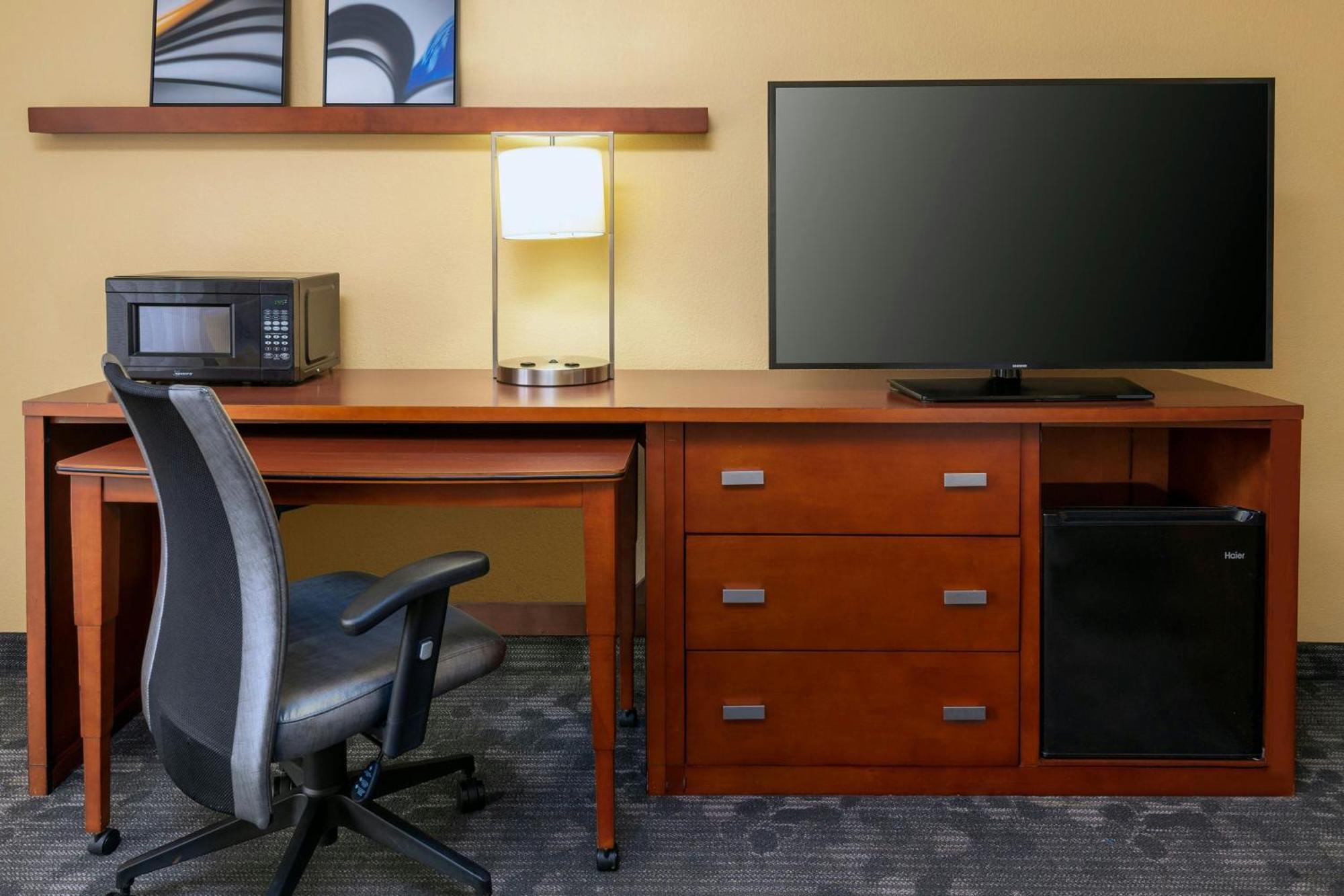 Courtyard By Marriott Oklahoma City Airport Dış mekan fotoğraf