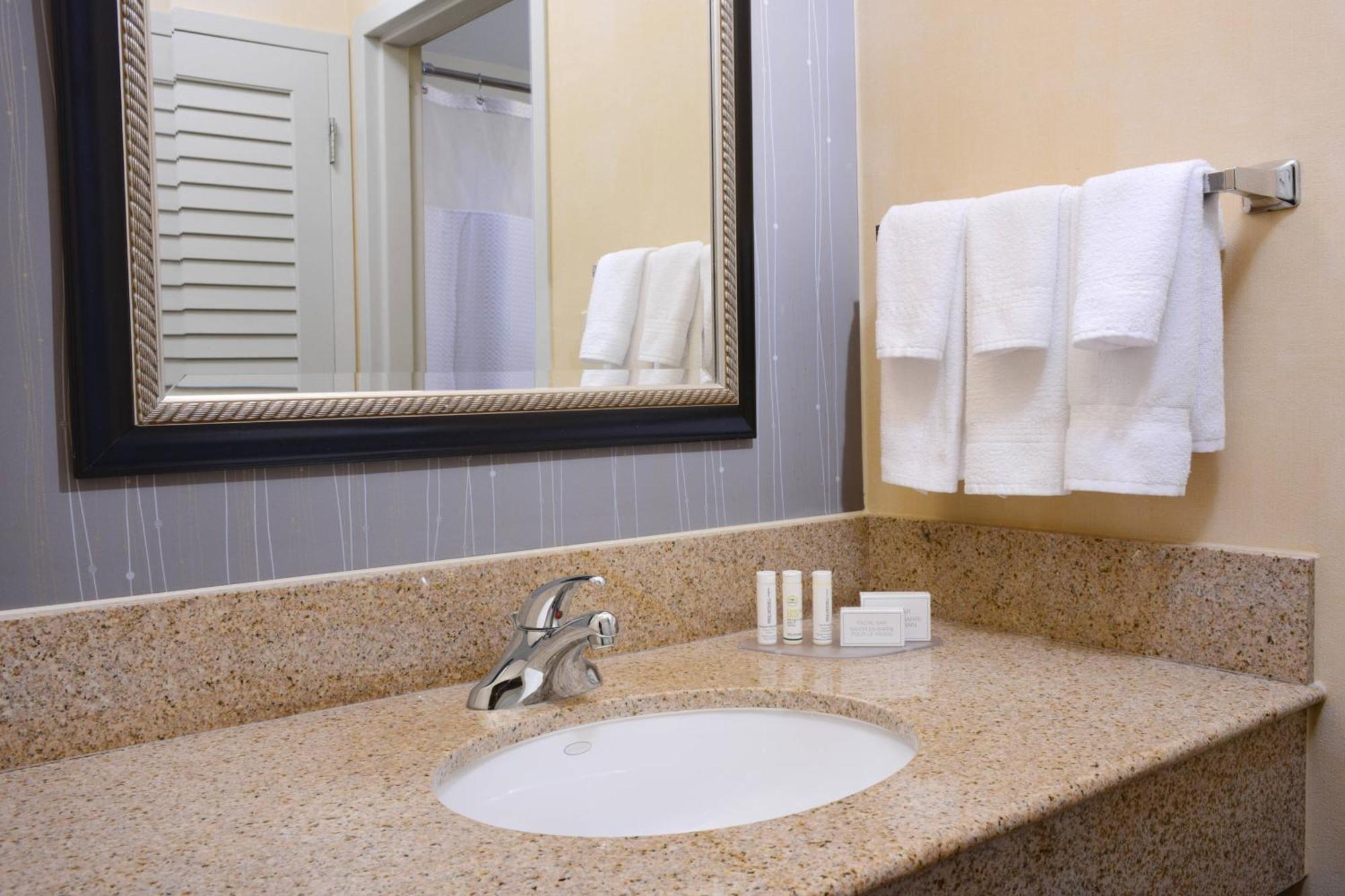 Courtyard By Marriott Oklahoma City Airport Dış mekan fotoğraf